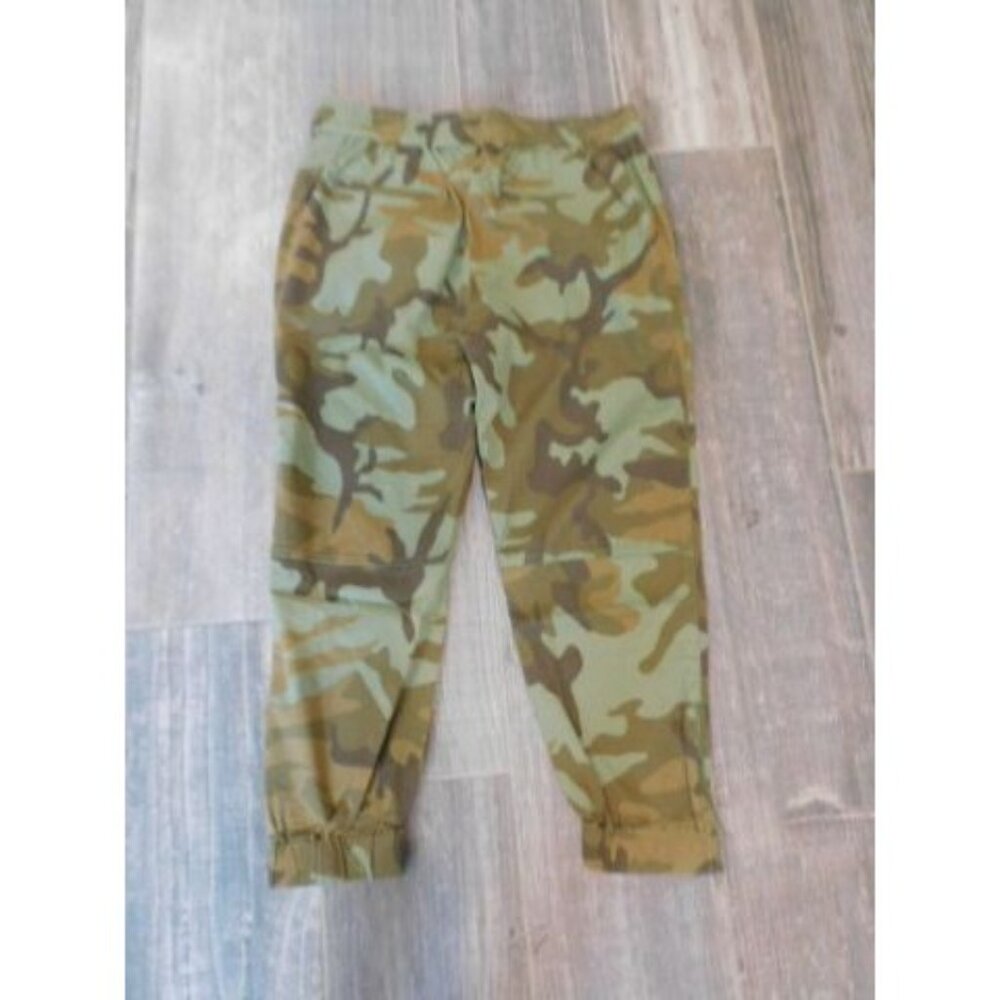 Levi size Large  Camo Green Joggers Women's - Picture 6 of 7